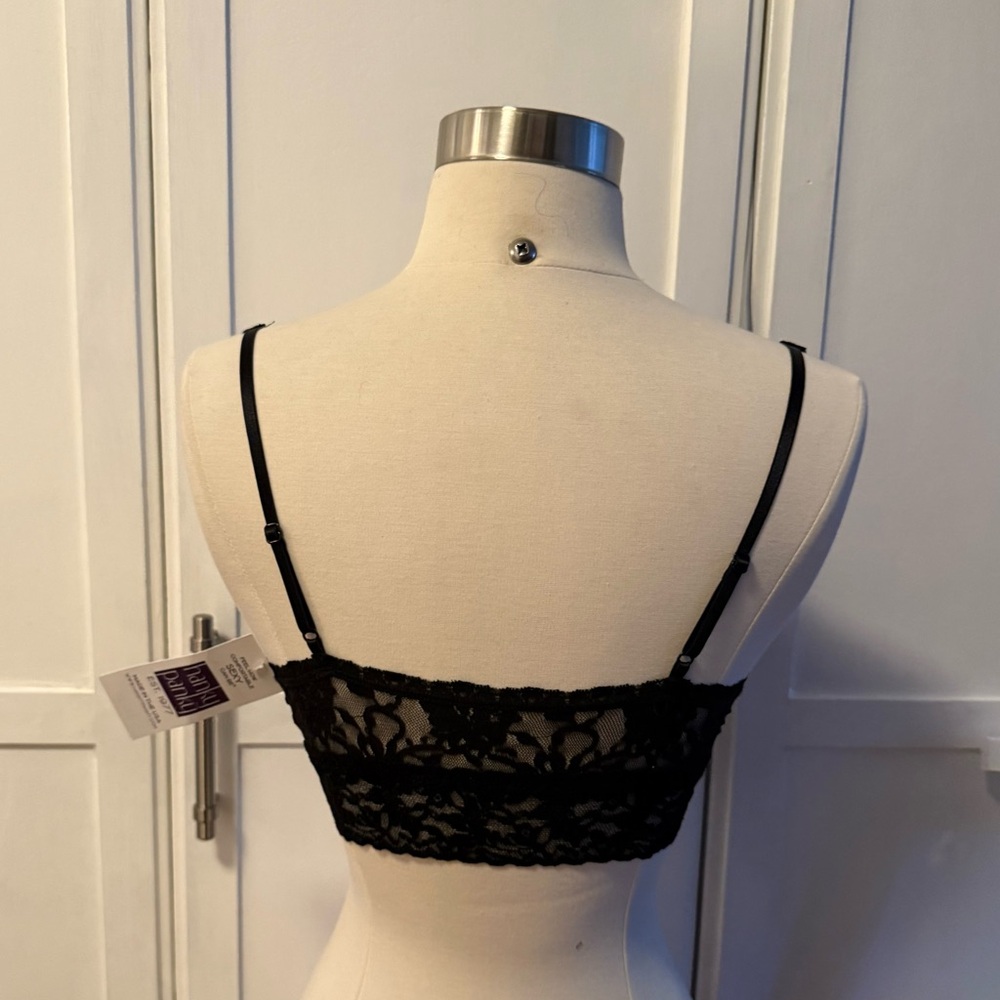 New Hanky Panky Black Lace Bralette with Red Rosettes - Picture 3 of 4